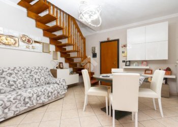 Appartamento Via Cristoforo Colombo, Caselle Torinese - foto 1