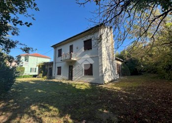 Casa indipendente Via G. Zignani, Ravenna (zona Castiglione di Ravenna) - foto 1