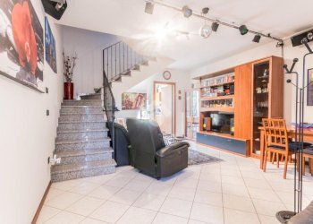 Villa a Schiera Via Fratelli Poli, Correggio - foto 1