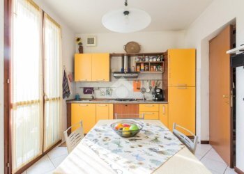 Villa a Schiera Via Fratelli Poli, Correggio - foto 8