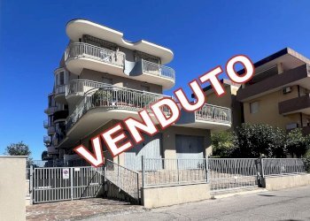 Four-room apartment Via Giovanni Romagnoli, Rimini - photo 1