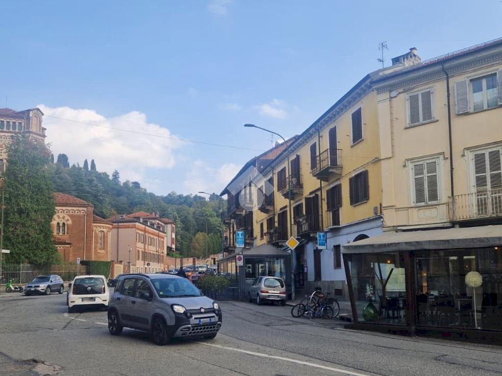 Appartamento Strada Val S. Martino, Torino (zona Borgo Po) - foto 1