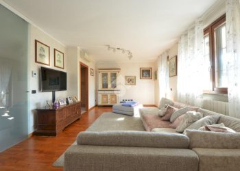 Portion of a house Via Enzo Biagi, Cambiago - photo 2