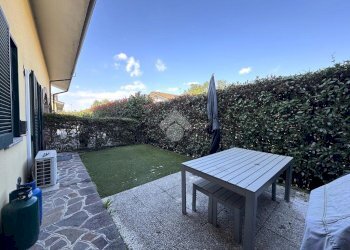 Portion of a house Via Enzo Biagi, Cambiago - photo 10