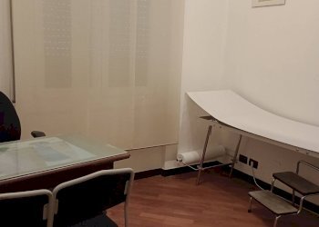 Foto 4 - Commercial Premises Via Caffa
 
41 rosso, Genova - photo 4