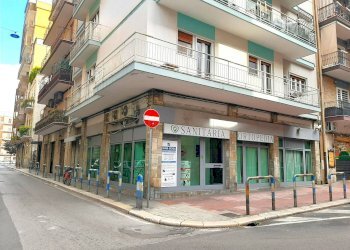 Foto 1 - Locale Commerciale Corso Benedetto Croce
 
78, Bari - foto 1