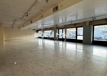 Foto 21 - Locale Commerciale VIA J. KENNEDY
 
28, Riese Pio X - foto 21