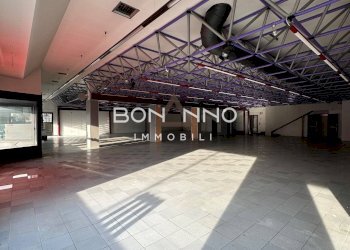 Foto 27 - Locale Commerciale VIA J. KENNEDY
 
28, Riese Pio X - foto 27