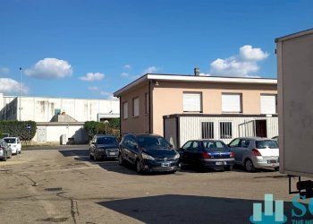 Foto 9 - Capannone Galvani
 
2, Settala - foto 8