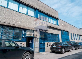 Edificio all\'aperto - Capannone Via Vincenco Monti
 
52, Rho - foto 1