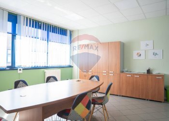 Sala da pranzo - Capannone Via Vincenco Monti
 
52, Rho - foto 8