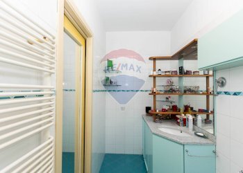 Bagno in camera - Trilocale via I Maggio
 
39, Buccinasco - foto 19