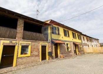 Casa all\'aperto - Casa semi indipendente via Marconi
 
8/10, Pancarana - foto 47