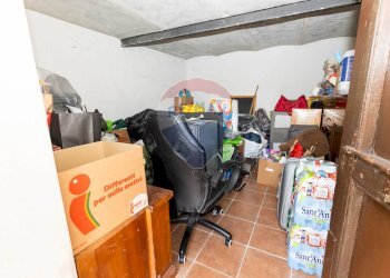 Dispensa di stoccaggio - Casa semi indipendente via Marconi
 
8/10, Pancarana - foto 53