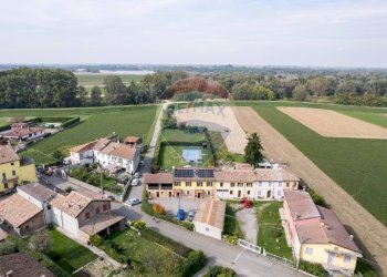 Casa all\'aperto - Casa semi indipendente via Marconi
 
8/10, Pancarana - foto 63