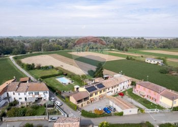 Casa all\'aperto - Casa semi indipendente via Marconi
 
8/10, Pancarana - foto 64