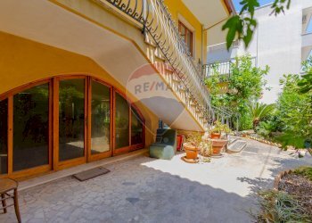 Terrazza - Villa Via Giovanni Boccaccio
 
10, Conversano - foto 3