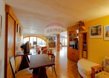 Sala da pranzo - Villa Via Giovanni Boccaccio
 
10, Conversano - foto 5