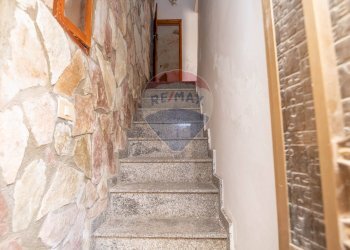 Scale - Casa indipendente Via Giuseppico
 
5, Caltagirone - foto 4