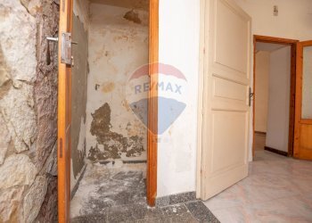 Hall / corridoio - Casa indipendente Via Giuseppico
 
5, Caltagirone - foto 5