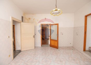 Stanza vuota - Casa indipendente Via Giuseppico
 
5, Caltagirone - foto 8