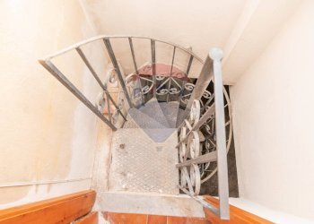 Scale - Casa indipendente Via Giuseppico
 
5, Caltagirone - foto 21