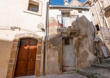 Edificio all\'aperto - Casa indipendente Via Giuseppico
 
5, Caltagirone - foto 28