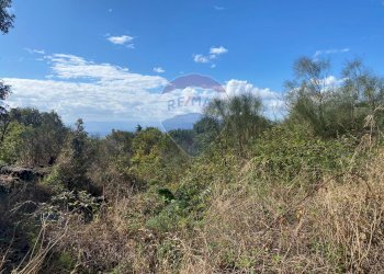 Vista delle montagne - Terreno agricolo via del frassino
 
snc, Ragalna - foto 1