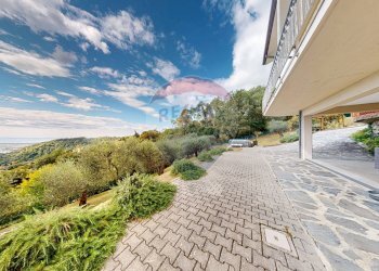 Terrazza - Villa VIA delle quercie
 
47, Massarosa - foto 1