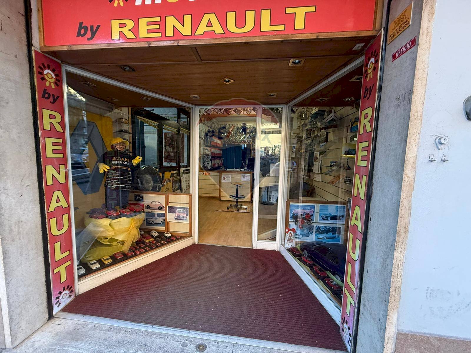 Dispensa di stoccaggio - Attività Commerciale Via Giuseppe Valmarana
 
127, Roma - foto 3