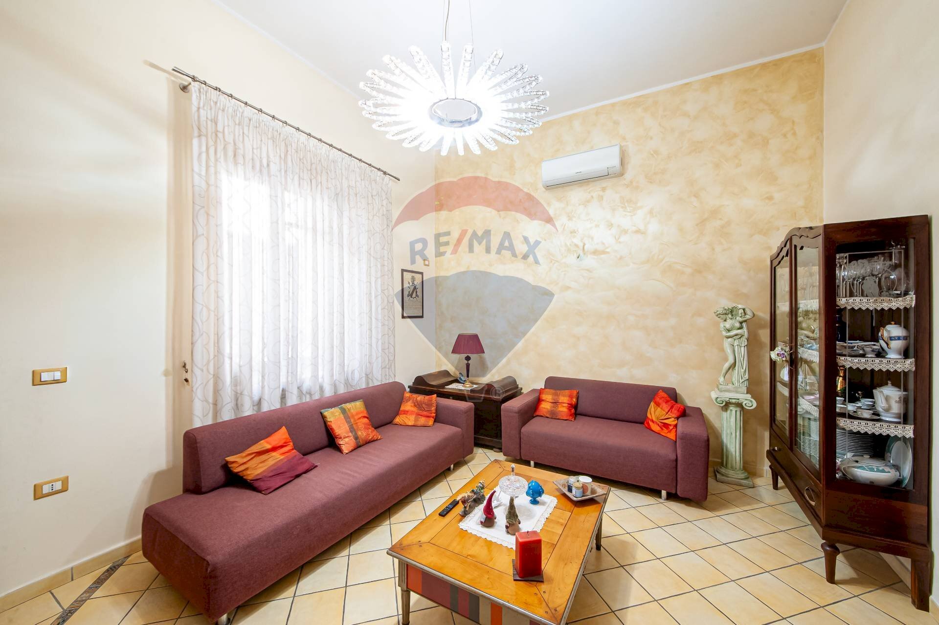 Soggiorno - Four-room apartment via solimena
 
93, Nocera Inferiore - photo 2