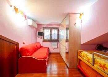 Camera / camera da letto - Four-room apartment via solimena
 
93, Nocera Inferiore - photo 13