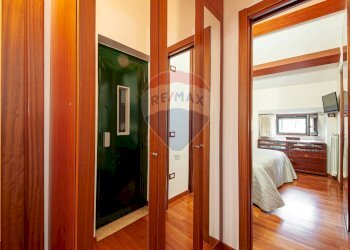 Hall / corridoio - Four-room apartment via solimena
 
93, Nocera Inferiore - photo 15