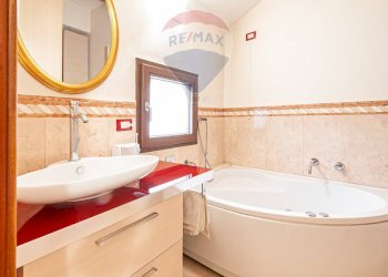Bagno - Four-room apartment via solimena
 
93, Nocera Inferiore - photo 23