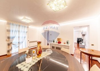 Sala da pranzo - Appartamento Corso Vittorio Emanuele, Nocera Inferiore - foto 3