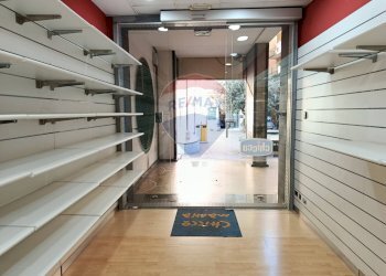 Cabina armadio - Locale Commerciale Via Arturo Petrosini, Nocera Inferiore - foto 12