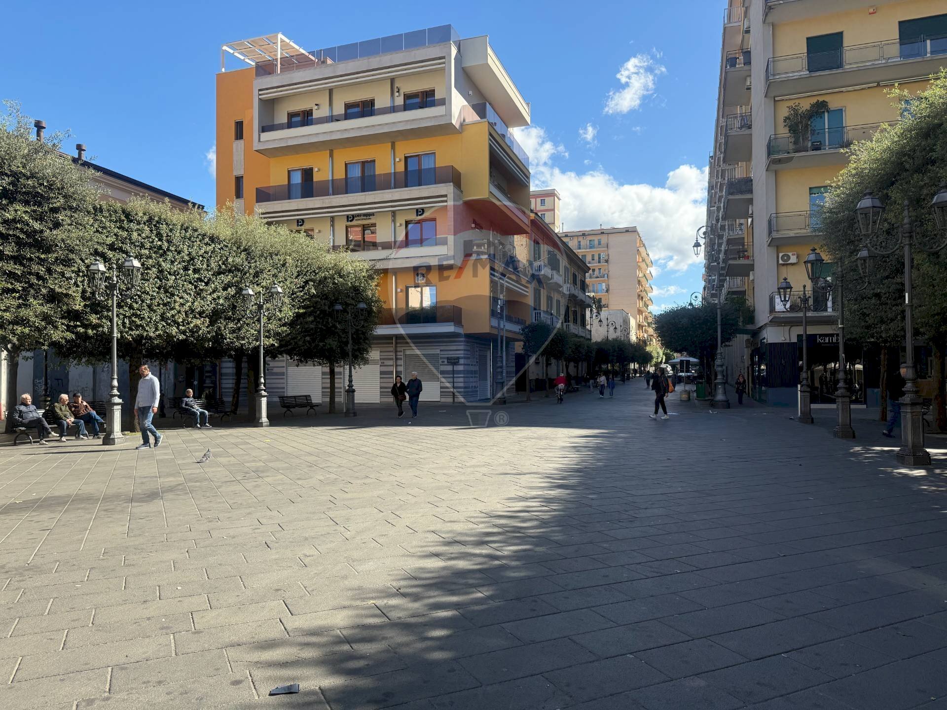 Edificio all\'aperto - Commercial Premises Piazza Armando Diaz, Nocera Inferiore - photo 3
