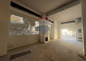 Parcheggio - Locale Commerciale Piazza Armando Diaz, Nocera Inferiore - foto 12