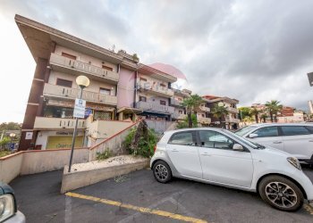 Edificio all\'aperto - Appartamento Via Antonio Gramsci
 
25/A, Gravina di Catania - foto 4