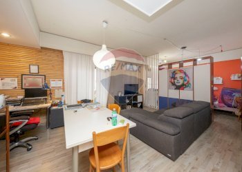 Sala da pranzo - Appartamento Via Antonio Gramsci
 
25/A, Gravina di Catania - foto 8