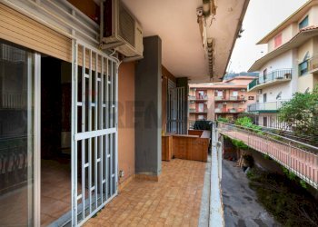 Balcone - Appartamento via San Nicolò
 
157, Aci Catena - foto 12