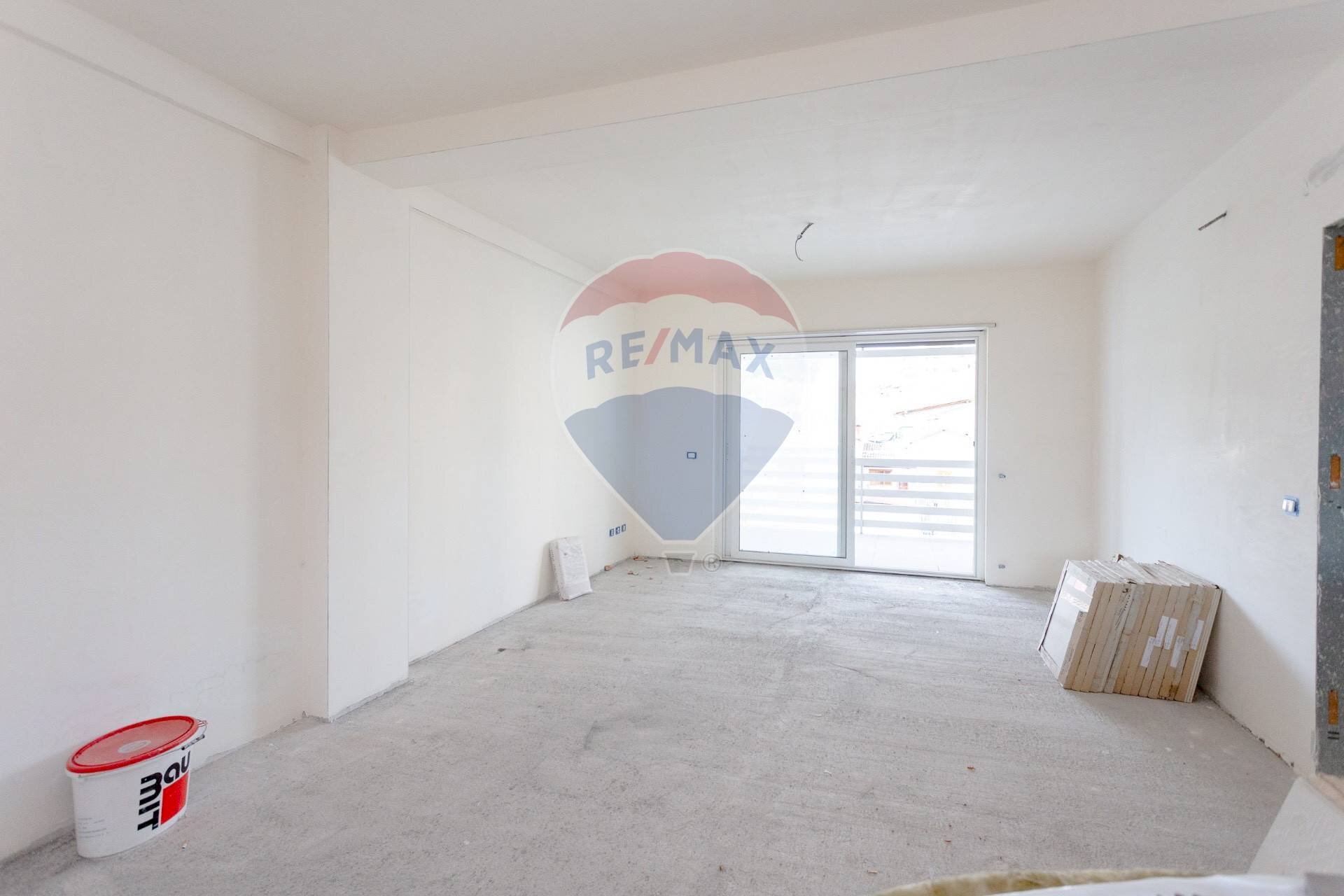 Stanza vuota - Villa Bifamiliare VIA DAMIANO CHIESA
 
10, Catania - foto 3