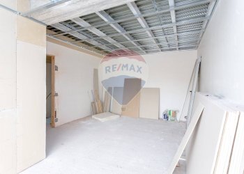 Parcheggio - Villa Bifamiliare VIA DAMIANO CHIESA
 
10, Catania - foto 19