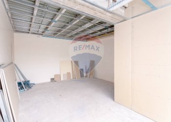 Parcheggio - Villa Bifamiliare VIA DAMIANO CHIESA
 
10, Catania - foto 23