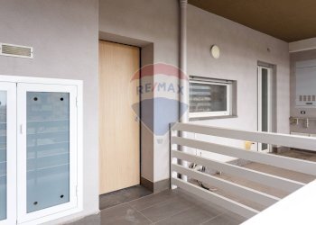 Balcone - Villa Bifamiliare VIA DAMIANO CHIESA
 
10, Catania - foto 35