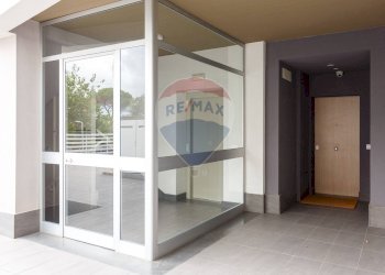 Terrazza - Villa Bifamiliare VIA DAMIANO CHIESA
 
10, Catania - foto 39