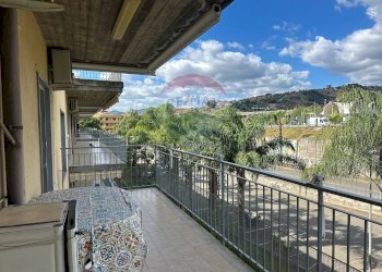 Balcone - Quadrilocale Viale unità di Italia e delle regioni
 
1, Roccalumera - foto 15