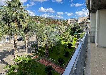 Balcone - Quadrilocale Viale unità di Italia e delle regioni
 
1, Roccalumera - foto 18