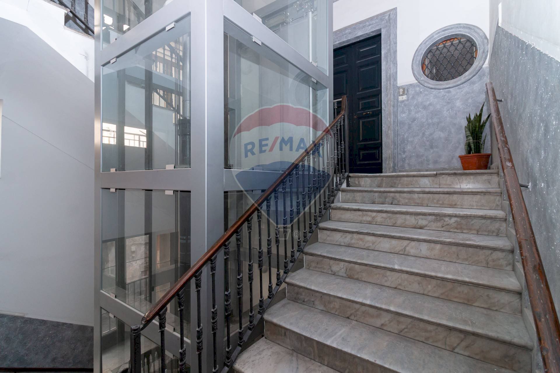 Scale - Quadrilocale via Garibaldi
 
117, Catania - foto 3