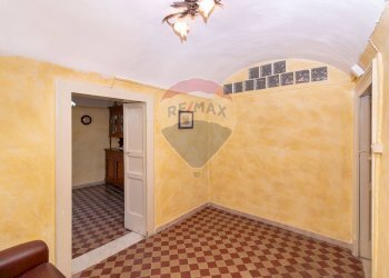 Stanza vuota - Quadrilocale via Garibaldi
 
117, Catania - foto 11